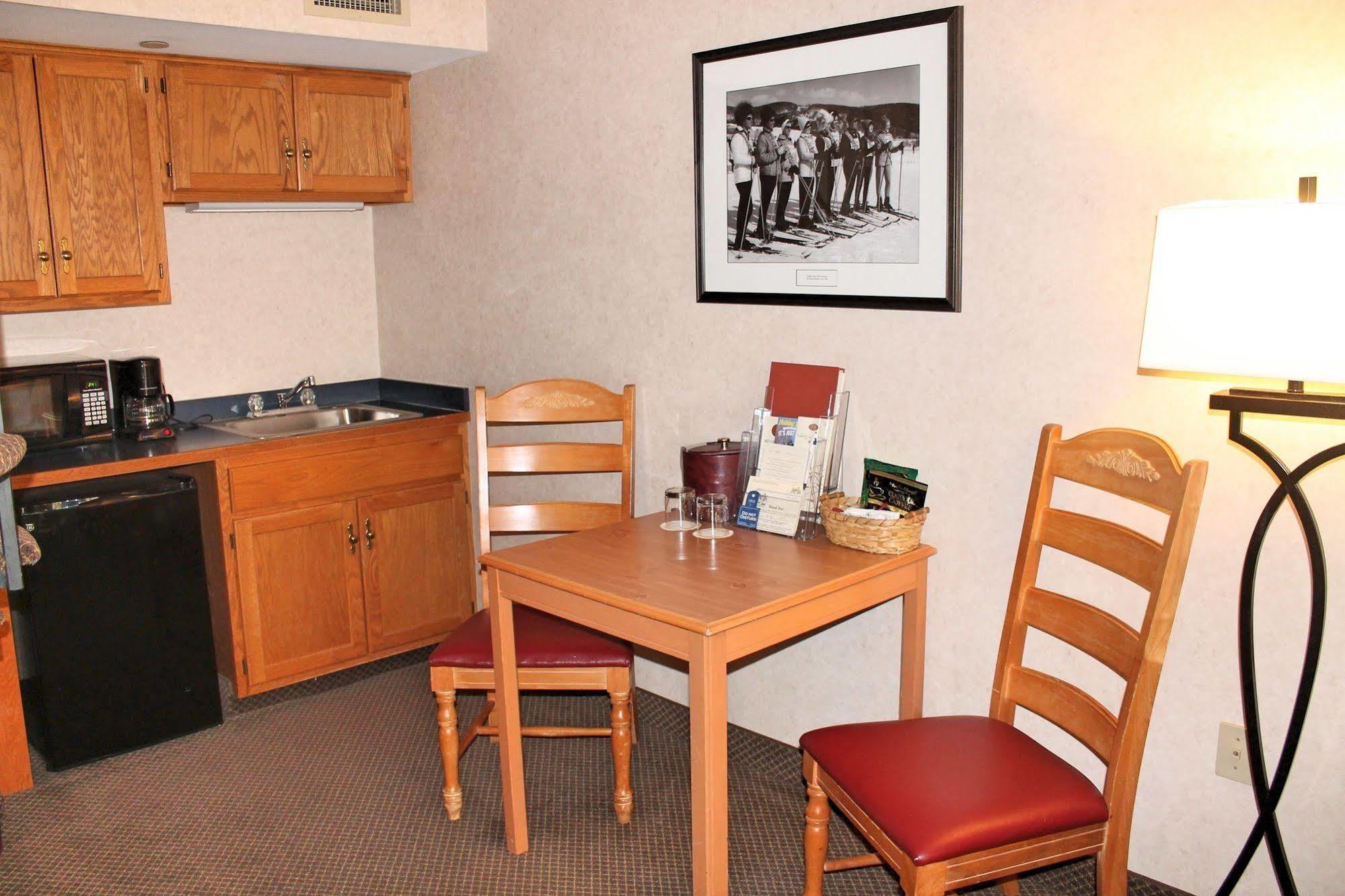 The Inn At Holiday Valley Ellicottville Exteriör bild